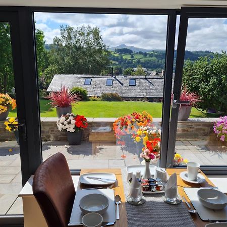 Camden Lodge B&B And Cottage Brecon Bagian luar foto